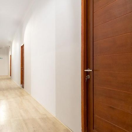 Oyo 835 Metropolitan Home Stay Медан Экстерьер фото