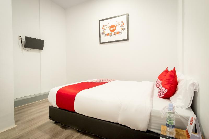 Oyo 835 Metropolitan Home Stay Медан Экстерьер фото